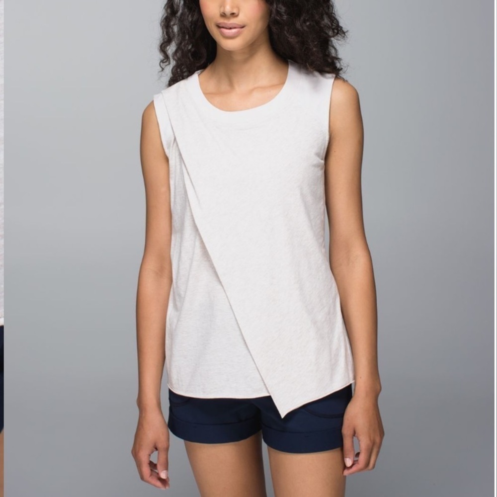 Lululemon To Class Tee In Heathered Dune